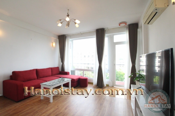 *Lake view & Green View Apartment for rent in Tu Hoa street, Tay Ho* 1