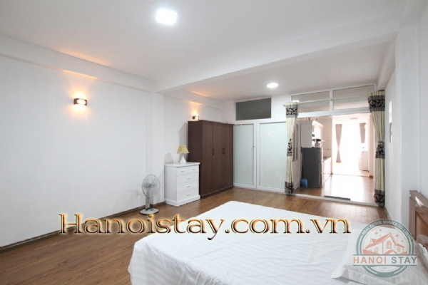 *Lake view & Green View Apartment for rent in Tu Hoa street, Tay Ho* 10