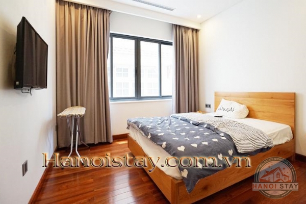 *Lake View Modern 2 Bedroom Property For Rent in Tu Hoa street, Tay Ho, Big Balcony* 17