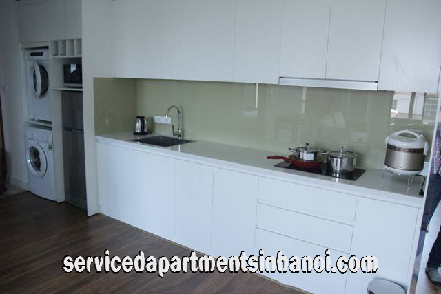 Lake View Modern Apartment for rent Close to Thong Nhat Park, Dong Da 4