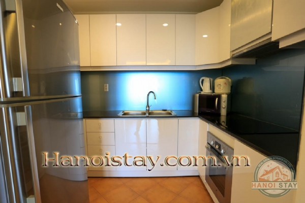 *Lake View Modern One Bedroom Flat For Rent in Skyline Tower, Ba Dinh* 6