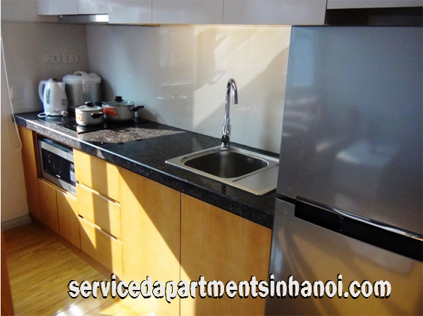 Lake view modern serviced apartment in Kim Ma str, Ba Dinh 10