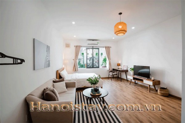 Lake View Modern Serviced Apartment Rental in Doi Can street, Ba Dinh 2