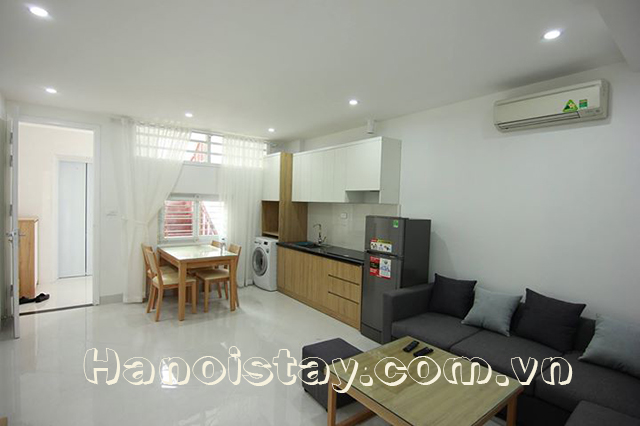 Lake view One Bedroom Apartment For Rent in Nhat Chieu street, Tay Ho district 3