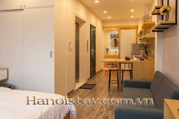 Lake View Serviced Apartment Rental in Yen Phu Area. Tay Ho District with Lovely Balcony 19
