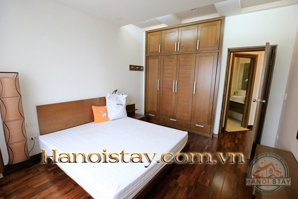 *Lake View Top Floor 4 Bedroom Serviced Apartment rental in Quang Khanh street, Tay Ho* 14