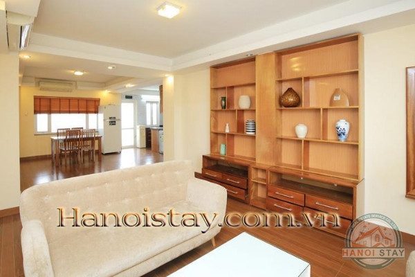Lakefront Three bedroom Apartment Rental in Xuan Dieu st, Tay Ho, *Perfect Sunset 4