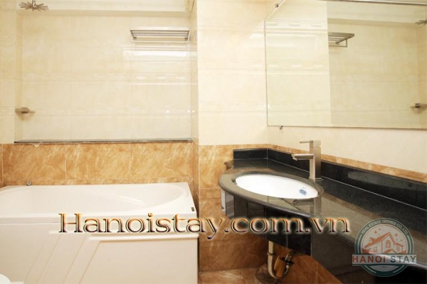 Lakefront Three bedroom Apartment Rental in Xuan Dieu st, Tay Ho, *Perfect Sunset 10