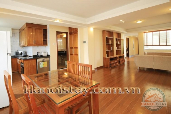 Lakefront Three bedroom Apartment Rental in Xuan Dieu st, Tay Ho, *Perfect Sunset 6