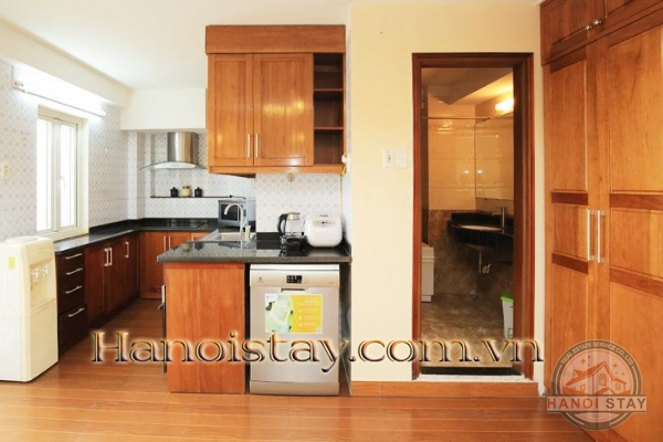 Lakefront Three bedroom Apartment Rental in Xuan Dieu st, Tay Ho, *Perfect Sunset 7