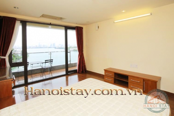 Lakefront Three bedroom Apartment Rental in Xuan Dieu st, Tay Ho, *Perfect Sunset 17
