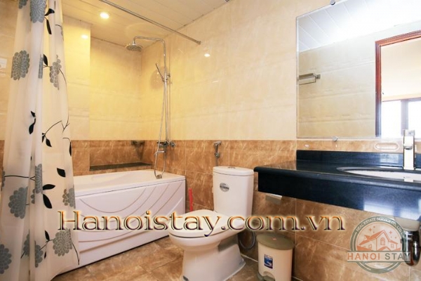 Lakefront Three bedroom Apartment Rental in Xuan Dieu st, Tay Ho, *Perfect Sunset 25