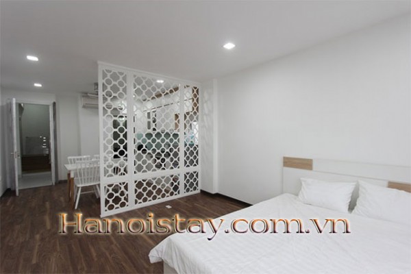 Lakeview Apartment Rental with Convenient Balcony For rent in Lac Long Quan St, Tay Ho 4