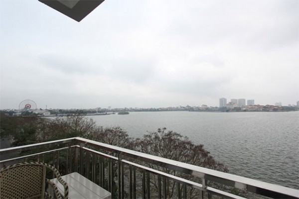 Lakeview Apartment Rental with Convenient Balcony For rent in Lac Long Quan St, Tay Ho 10