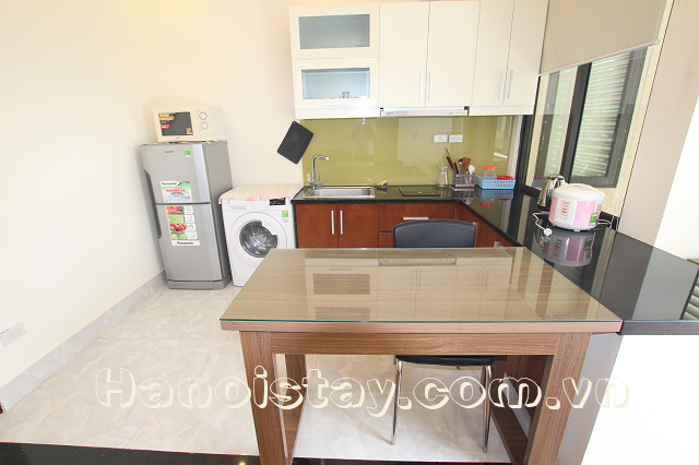 Lakeview Serviced Apartment Rental in Le Duan street, Dong Da 3