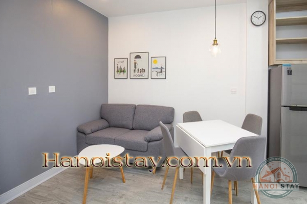 Lakeview Spacious One Bedroom Apartment Rental in Near Sheraton Hotel, Tay Ho 2