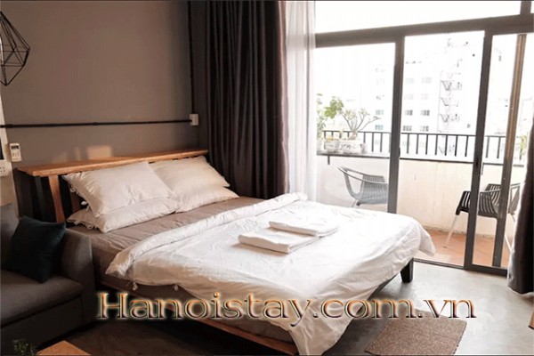 Lakeview Studio Apartment Rental in Truc Bach Area, Ba Dinh, Lovely Balcony 4