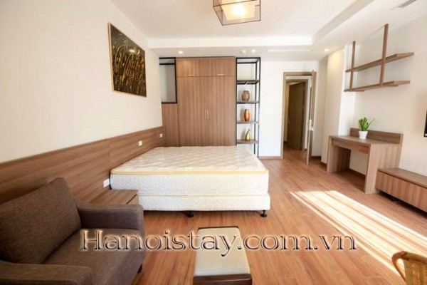 Large 3BR Apartment Direct Lake view in Quan An Area, Center of Tay Ho 17