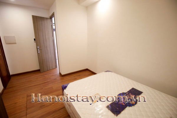 Large 3BR Apartment Direct Lake view in Quan An Area, Center of Tay Ho 25