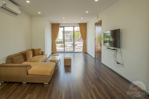 *Large Balcony, Big Living Room 02 BR Apartment for rent in West Lake* 9