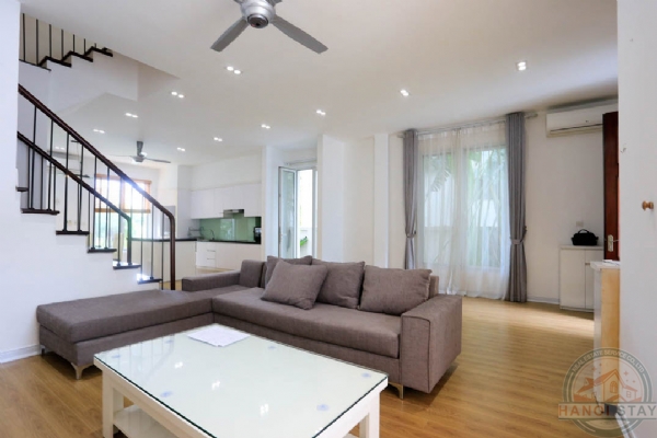 Large furnished villa to lease in Hoa Sua Vinhomes Riverside 10