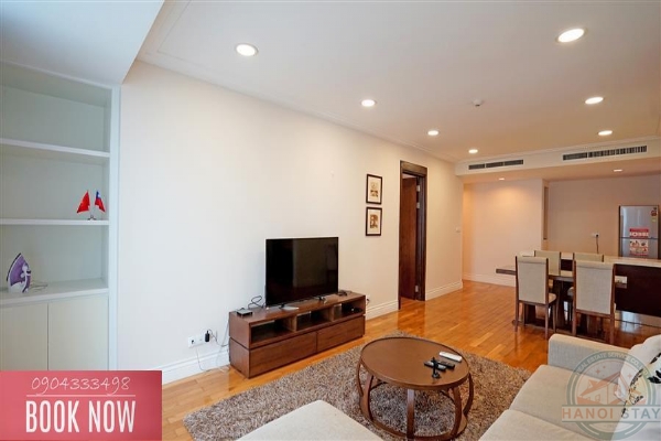 Live in Comfort: Elegance 3 BR Serviced Apartment for rent in Hoang Thanh Tower, Hai Ba Trung with Indoor Pool & Gym 7