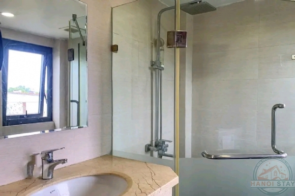 Live in Style: Lake View Apartment for Rent in Exclusive Yen Phu, Tay Ho 2