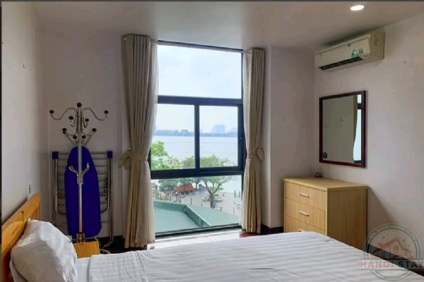 Live in Style: Lake View Apartment for Rent in Exclusive Yen Phu, Tay Ho 4