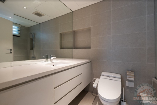 *Luxurious 02 Bedroom Apartment for rent in To Ngoc Van str, Tay Ho, Lake View Terrace* 20