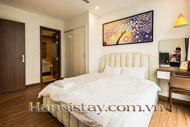 *Luxurious 03 Bedroom Apartment For Rent in Vinhomes Skylake Pham Hung Stunning Interior* 7