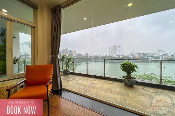 Luxurious Lake View: Spacious 3BR Apartment for Rent on Quang An Street, Tay Ho 18