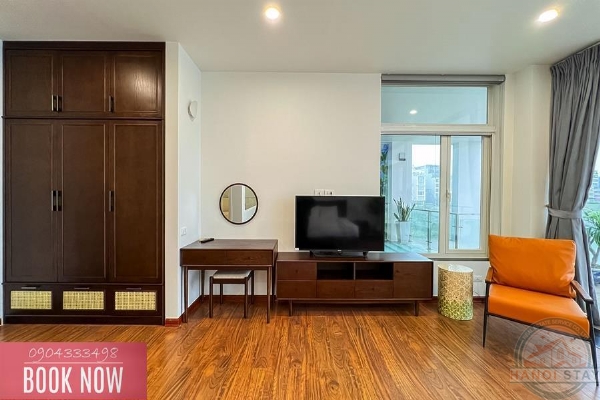 Luxurious Lake View: Spacious 3BR Apartment for Rent on Quang An Street, Tay Ho 19