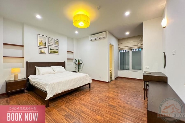 Luxurious Lake View: Spacious 3BR Apartment for Rent on Quang An Street, Tay Ho 26