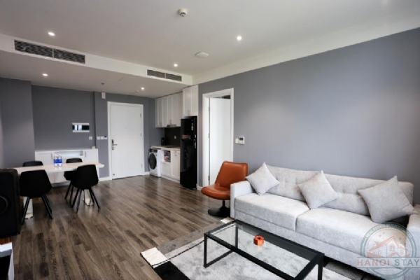 Luxurious Living: Lake View 3-Bedroom Apartment near Lotte Center Ba Dinh 4