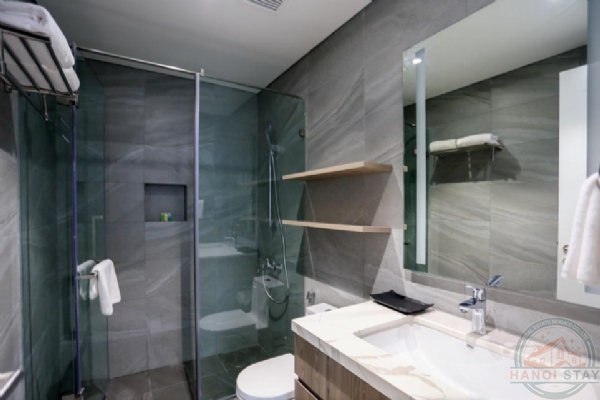 Luxurious Living: Lake View 3-Bedroom Apartment near Lotte Center Ba Dinh 14