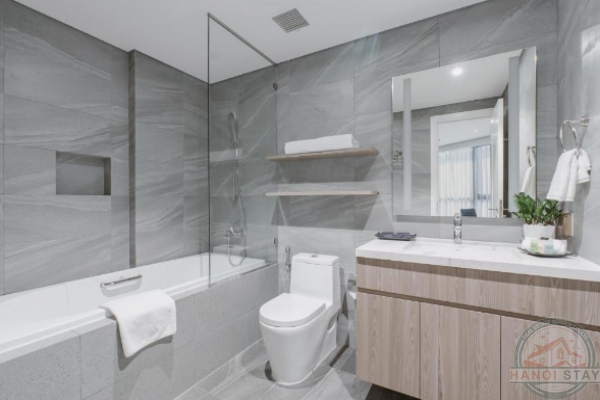 Luxurious Living: Lake View 3-Bedroom Apartment near Lotte Center Ba Dinh 1