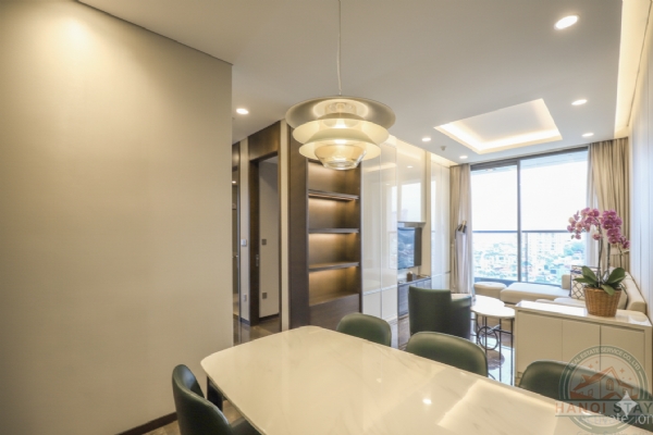 Luxury 03 BR Apartment for rent in ba dinh 2