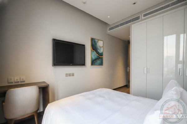 Luxury 03 BR Apartment for rent in ba dinh 7