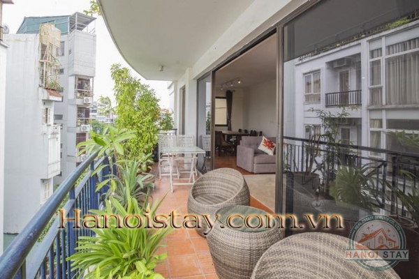 Luxury 2 bdrm apartment for rent in Truc Bach 11