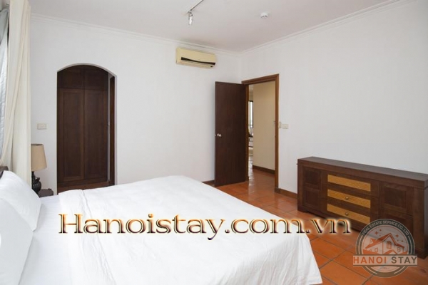 Luxury 2 bdrm apartment for rent in Truc Bach 26
