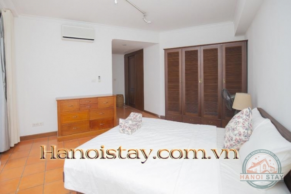 Luxury 2 bdrm apartment for rent in Truc Bach 33