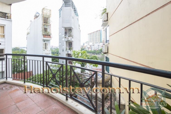 Luxury 2 bdrm apartment for rent in Truc Bach 35