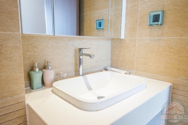 Luxury 2 Bedroom Serviced Apartment In Ba Dinh 15