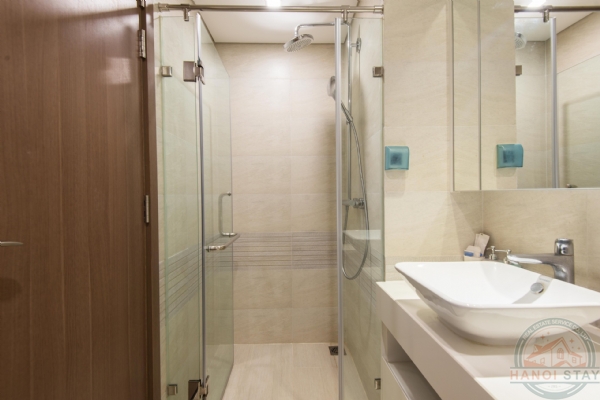 Luxury 2 Bedroom Serviced Apartment In Ba Dinh 8