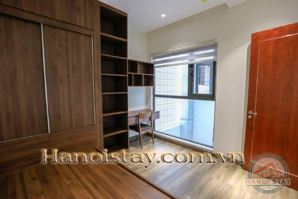 Luxury 3 Bedroom Serviced Apartment In Tay Ho, Lake View 17
