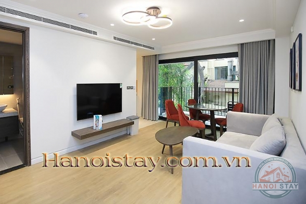 Luxury 3 Bedroom Serviced Apartment In Truc Bach, Ba Dinh 2