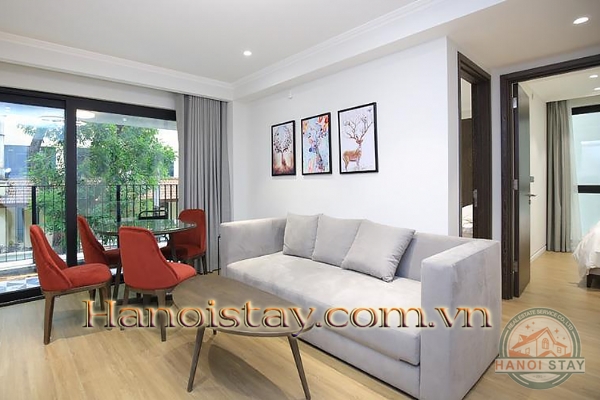 Luxury 3 Bedroom Serviced Apartment In Truc Bach, Ba Dinh 4