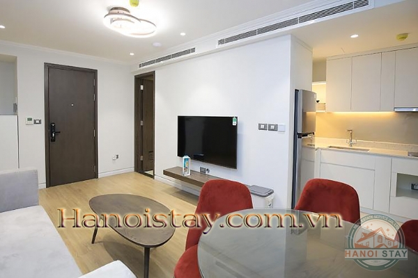 Luxury 3 Bedroom Serviced Apartment In Truc Bach, Ba Dinh 6