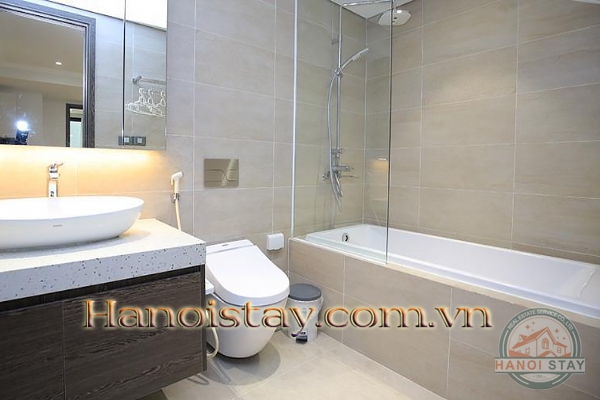 Luxury 3 Bedroom Serviced Apartment In Truc Bach, Ba Dinh 11