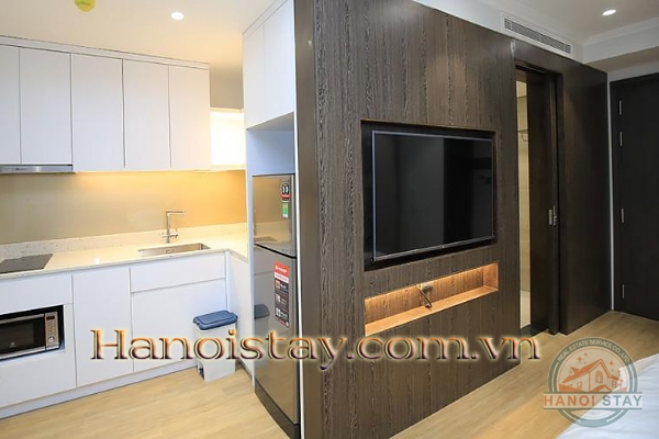 Luxury 3 Bedroom Serviced Apartment In Truc Bach, Ba Dinh 16